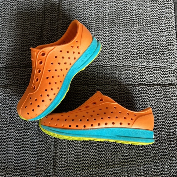 Toddler native - Picture 3 of 3